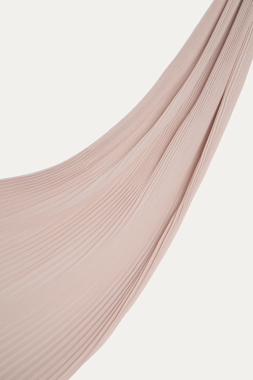 Cascade Pleat in Cashmere
