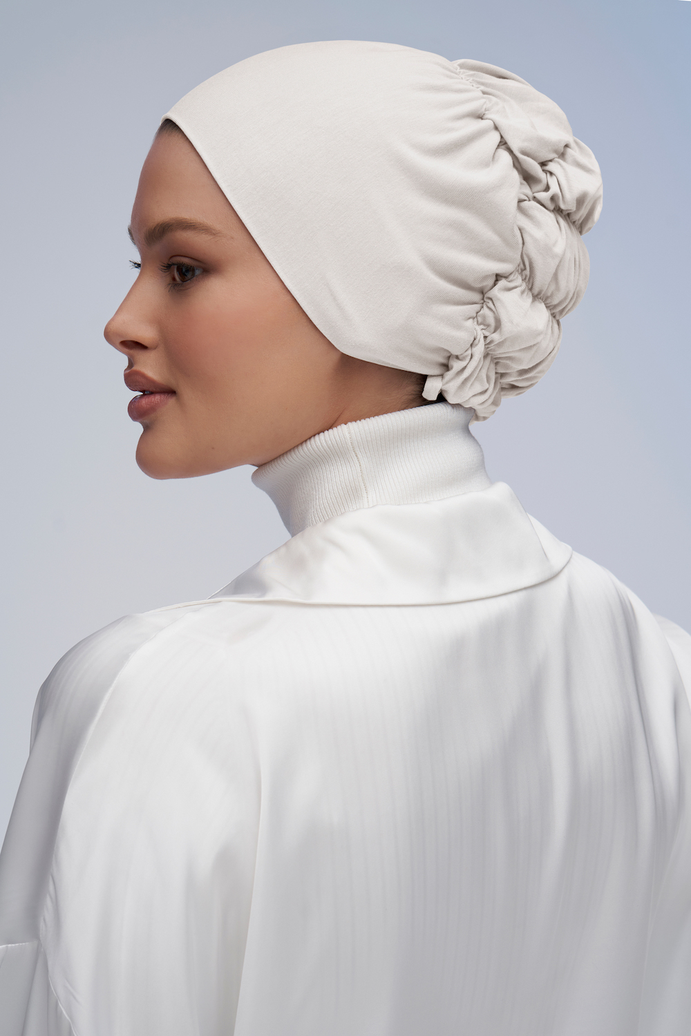 Shop Classic Underscarf in Ivory