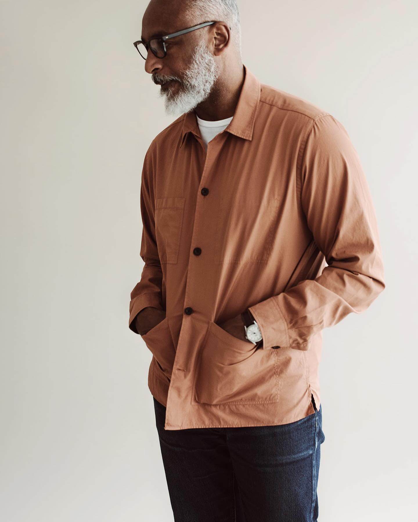 https://www.opumo.com/redirect/form-and-thread/?url=products%2Fcanvas-atelier-overshirt%3Fcolor%3DRed%2BBrick