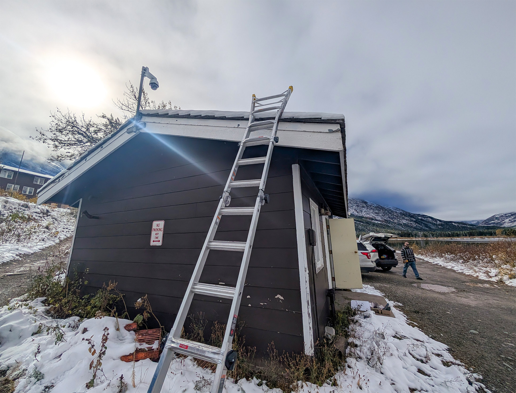 Installing the Many Glacier webcam